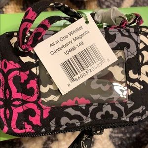 Vera Bradley Wristlet in Canterberry Magenta